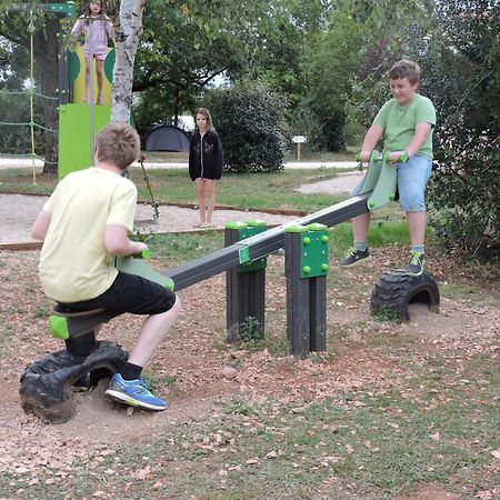 Camping Les Campagnes Рокамадур Екстериор снимка