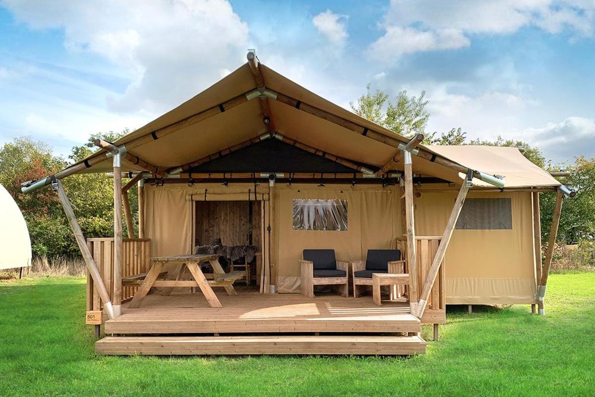 Camping Les Campagnes Рокамадур Екстериор снимка