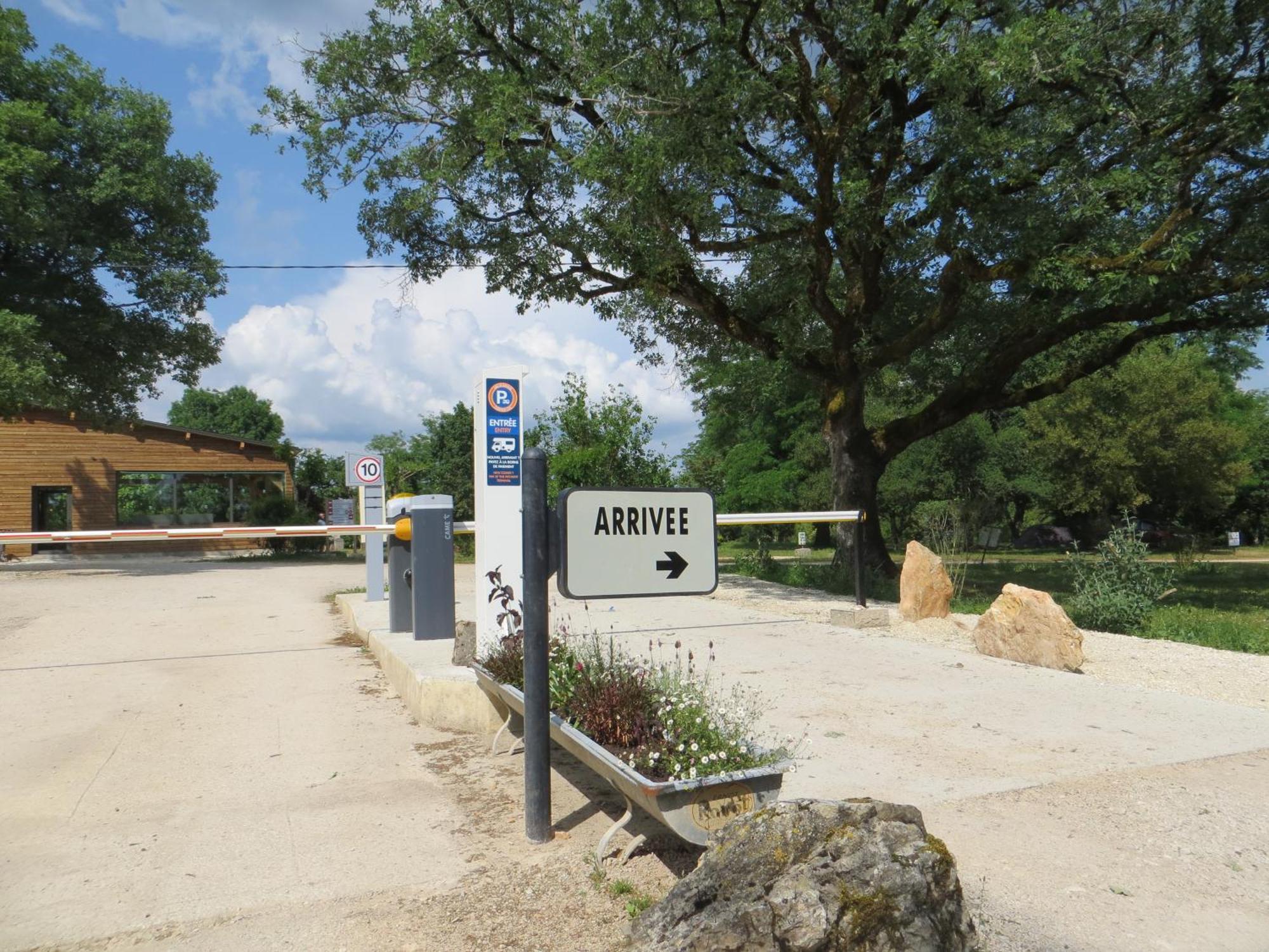 Camping Les Campagnes Рокамадур Екстериор снимка