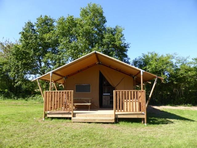 Camping Les Campagnes Рокамадур Екстериор снимка